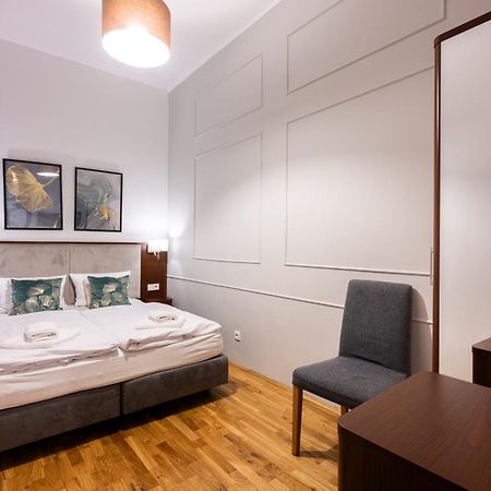 On/Set Aparthotel كراكوفيا المظهر الخارجي الصورة