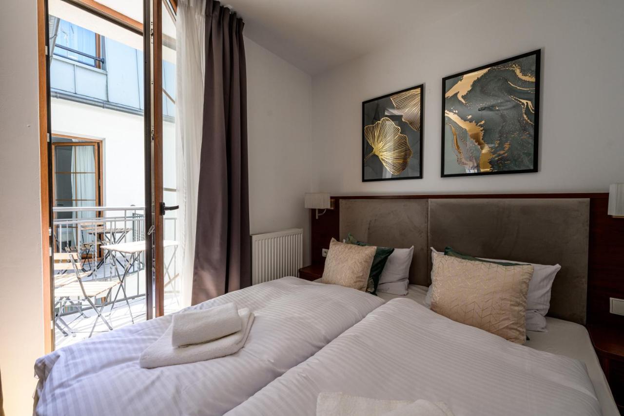 On/Set Aparthotel كراكوفيا المظهر الخارجي الصورة