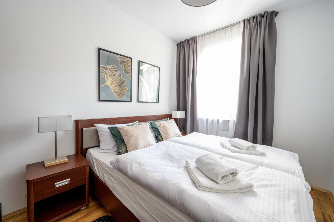 On/Set Aparthotel كراكوفيا المظهر الخارجي الصورة