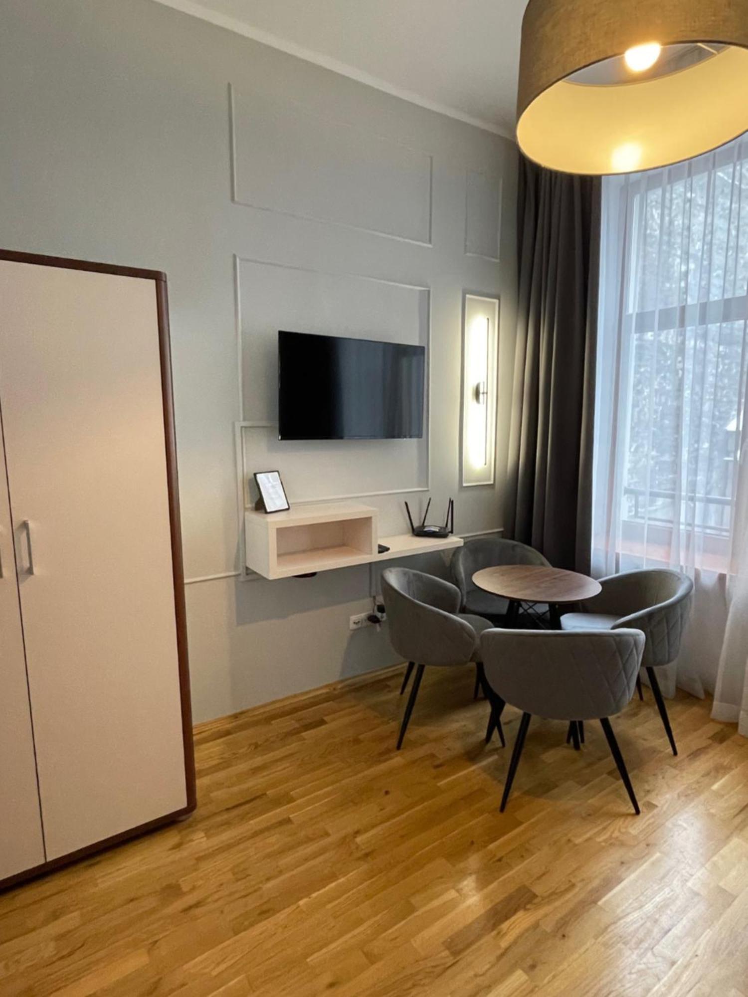 On/Set Aparthotel كراكوفيا المظهر الخارجي الصورة