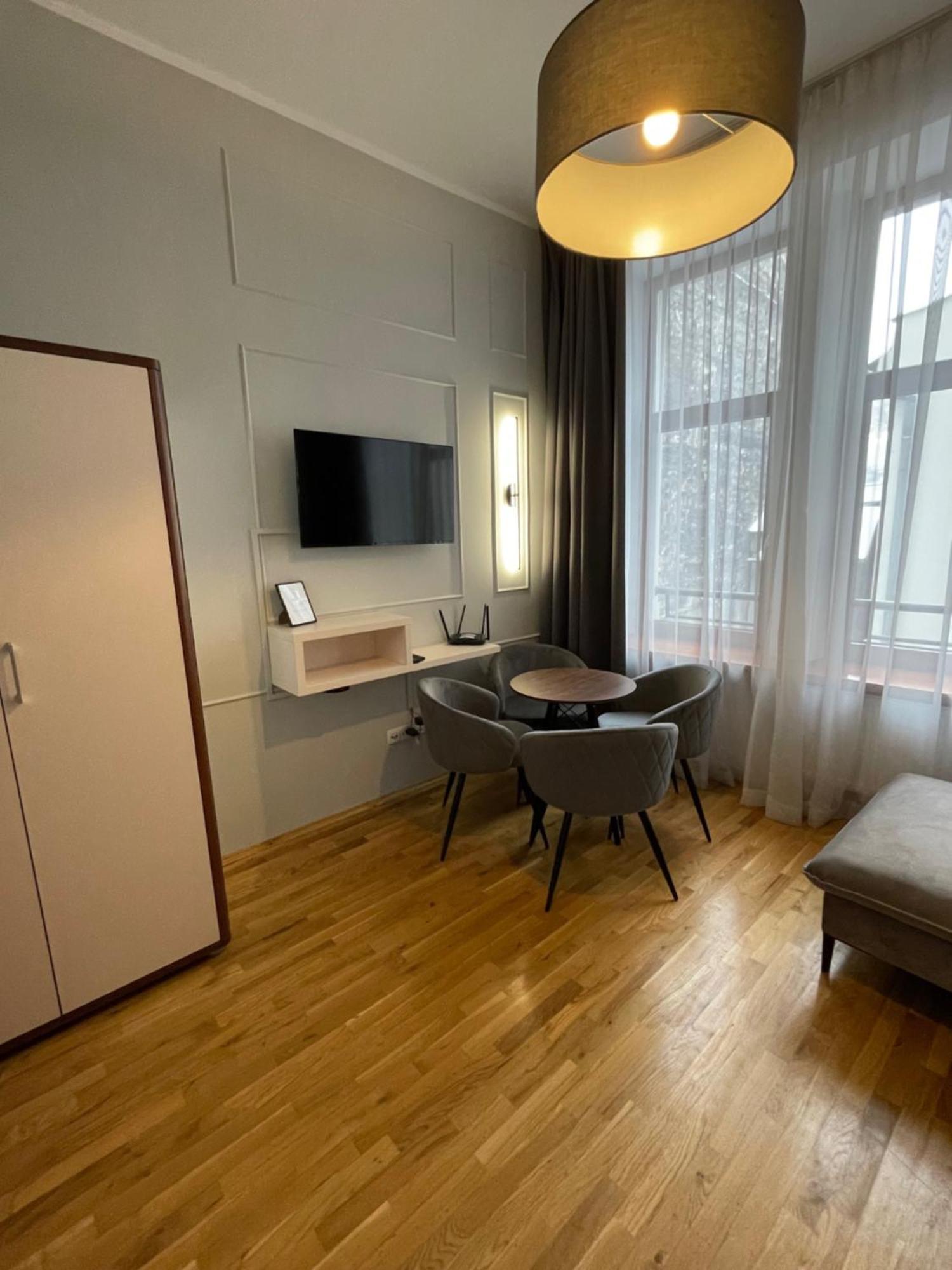 On/Set Aparthotel كراكوفيا المظهر الخارجي الصورة