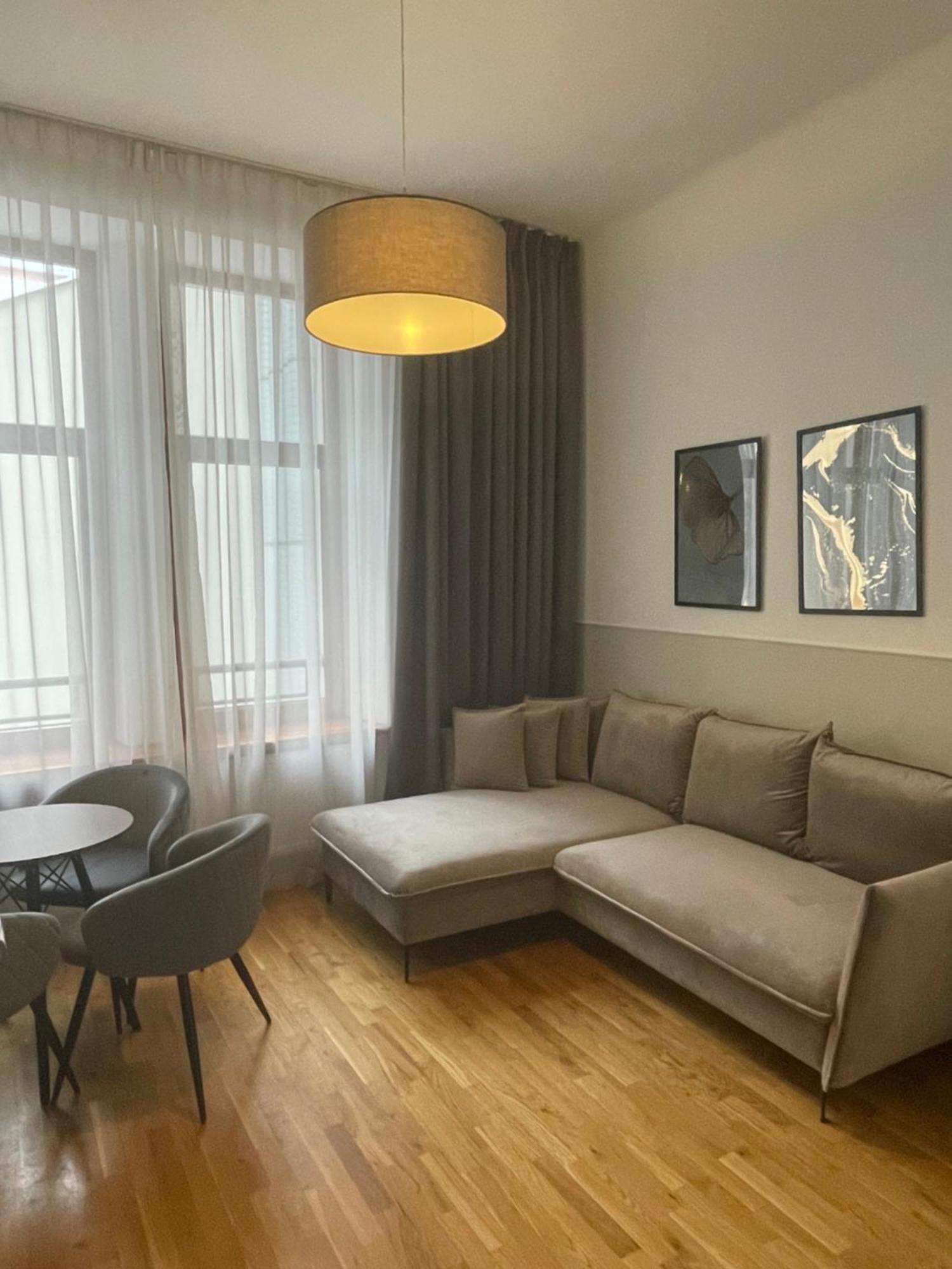 On/Set Aparthotel كراكوفيا المظهر الخارجي الصورة